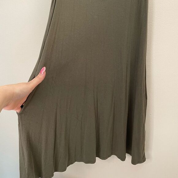 Socialite| Small | with Pockets| flowy|Dress - Picture 8 of 11